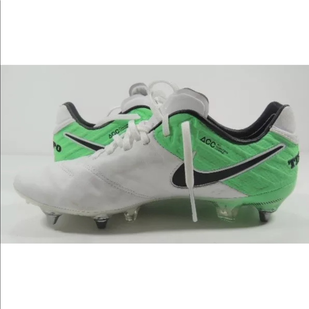 NIKE TIEMPO LEGEND VI SG PRO Green Soccer Cleats